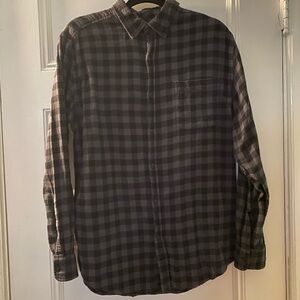 Croft & Barrow Dark Plaid Button Down Shirt